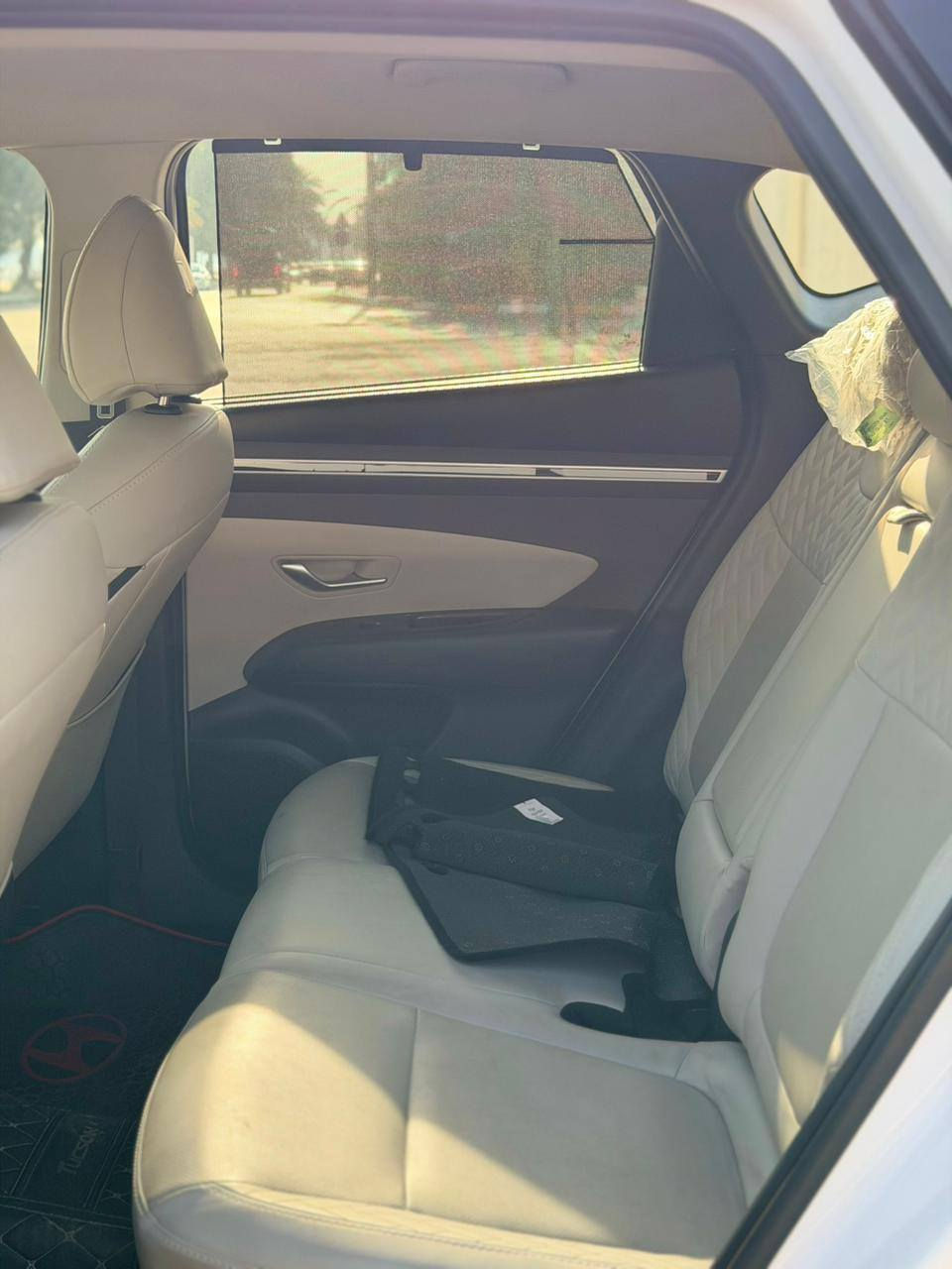 تحيه طيبه السلام عليك
توسان موديل 2024
, فول مواصفات عده فتحه 
جنطة كهرباء 
خليجي مكفوله 
ماشي ،39 الف 
مكينة 2000 دوش 
رقم بغداد دولي باسمي تحويل مباشرة سنويه هزه جديد 
230 ورقه وبيها مجال 
اي استفسار 
*********** 
مكان بغداد كاظميه شارع اكد 
غير متواجد عل فيس
