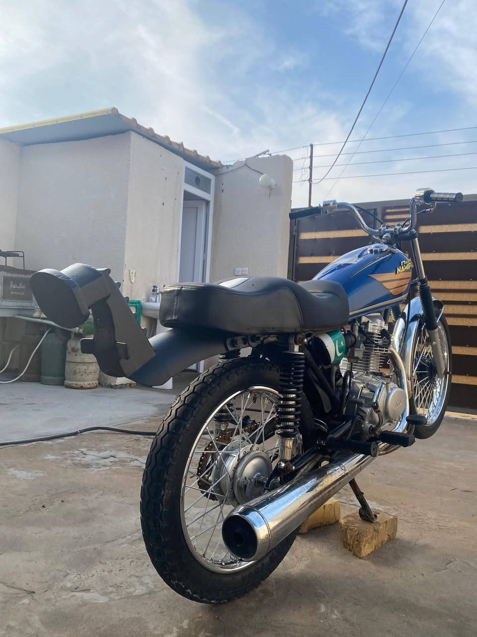 دراجة ايراني ادوات ادوات صارلي فترة من معمرهة دراجة نضيفة
كفالة من السرقة  محرك مامفتوح محرك نامة شلامجة اصلي سيباية باكستاني ثكيل الله شاهد محتاج واريد ابيع
بكاني تنومة كردلان حي الصادق 
للستفسار : ***********
