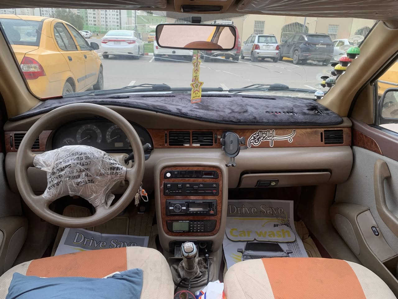 السلام عليكم
سمند 2011 للبيع جاهزه بسمي مصفره هيئه وغرامه


**إذا كنت صاحب هذا الإعلان وتريد حذفه لأي سبب، رجاءا أرسل رسالة إلى الدعم الفني**