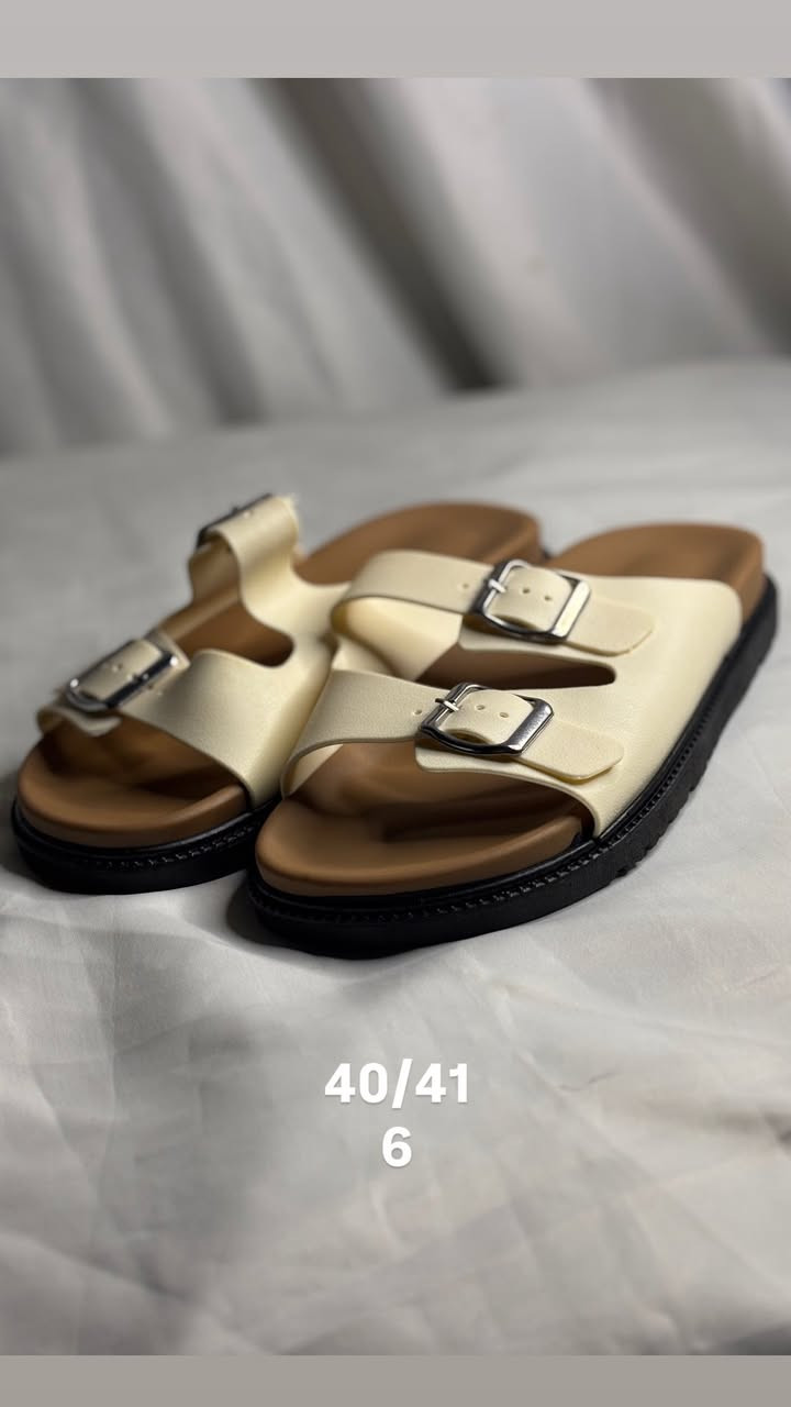 السلام عليكم حبايب احذيه وسليبرات واكو ملابس الى يحب يحجز يتواصل خاص ربي يرزقنا ويرزقكم ♥️🔥 حسابات انستا وتيك توك لايف يومي ملابس واحذيه وميكاب ومنزلي 4.nzl


**إذا كنت صاحب هذا الإعلان وتريد حذفه لأي سبب، رجاءا أرسل رسالة إلى الدعم الفني**