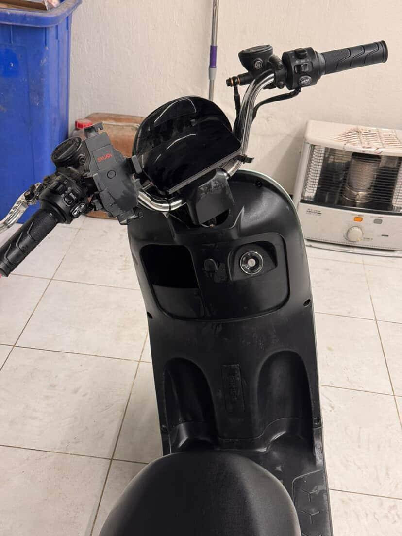 سلام عليكم دراجه شحن نوعيه اريان دراجه حلوه ونضيها مثل ماواضح بل صور دراجه استعمال قليل يعني اشترينها جديده قبل شهرين وستعملنها قليل وبعدها جديده للبيع مكاني بغداد جديده سعر 500 للإستفسار هاذ رقمي وبي فقط واتساب ***********
