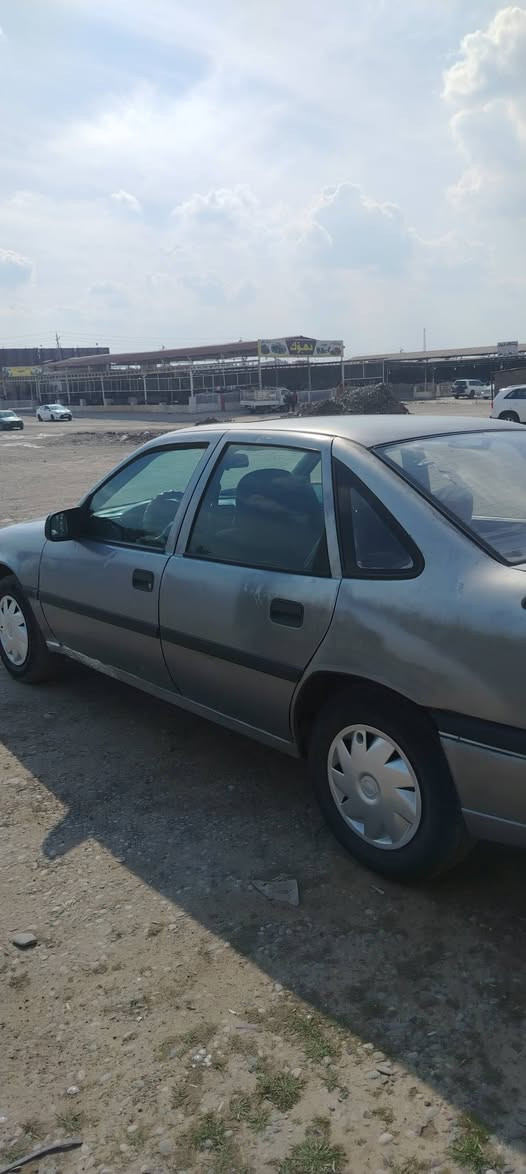 فكترا 1991 للبيع مكينه 18 .شرط
كوبون بنزين. سيارة بسمي شرط تحويل سعر 34 مجال
*********** أربيل, العراق
