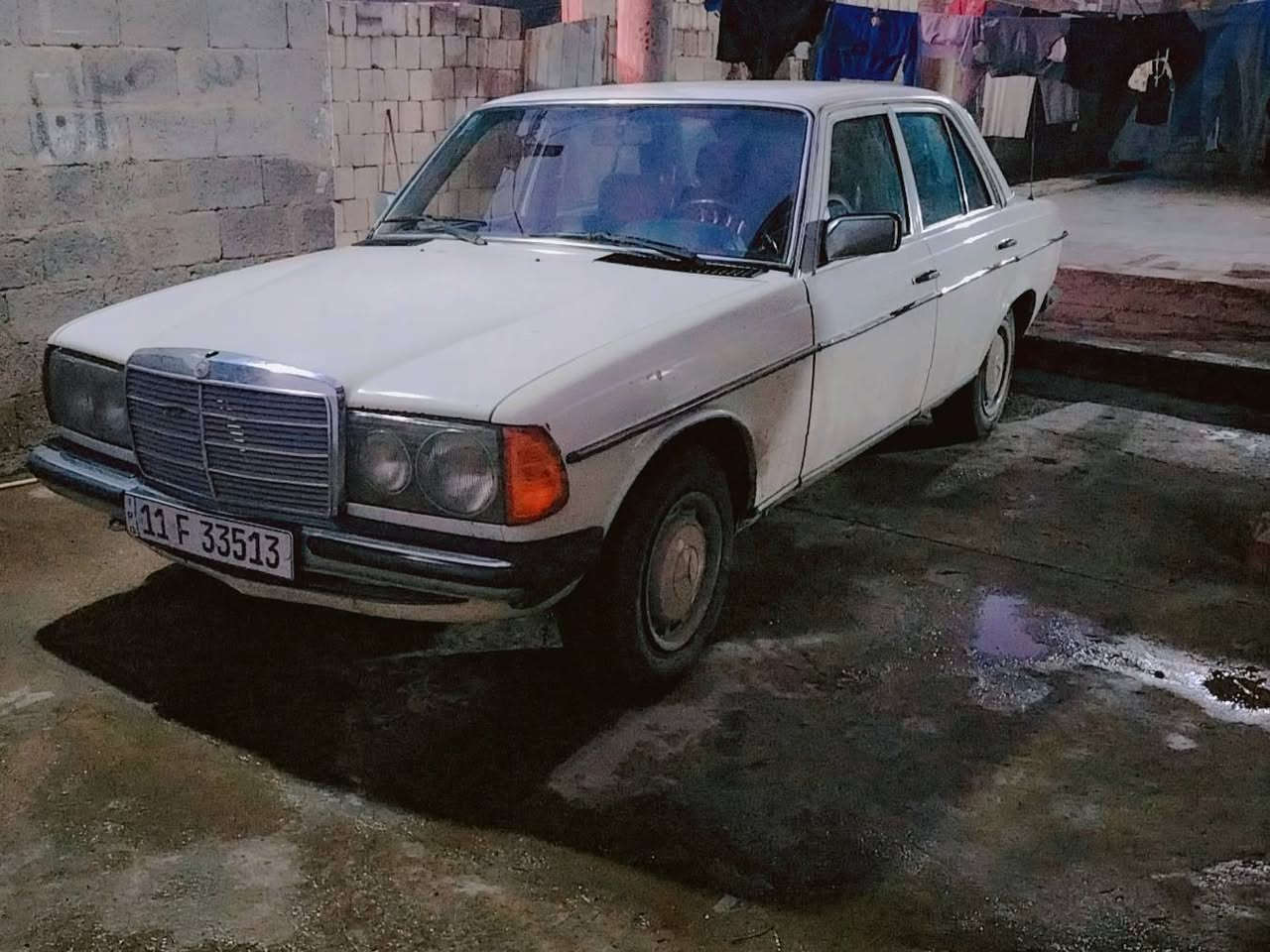 سلام عليكم
مارسيدس ابو جحيل موديل 85 سياره جاهزه

سعر 52 وبيها مجال
***********
