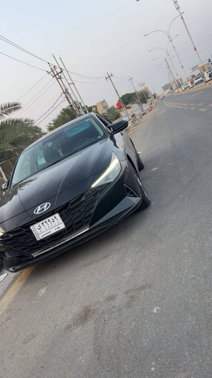 سلام عليكم للبيع النتره هايبرد مديل ٢٠٢٢ السياره بيه بس بنيد راجع نفسه ***********. السياره تحويل السعر ١٤٠ اوبيه مجال
