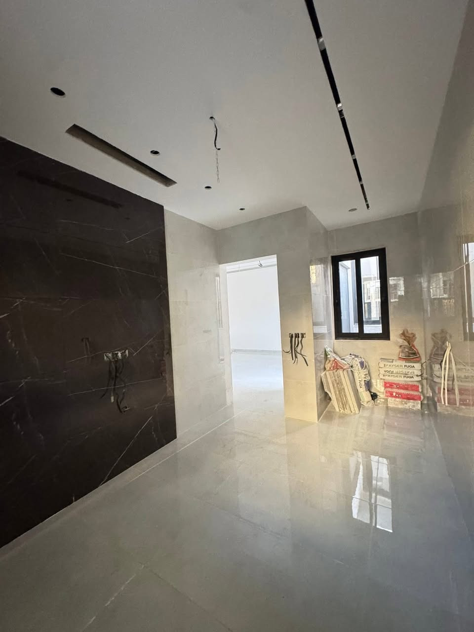 للبيع
#عقارات_مملكة_الخير 
دار للبيع في حي العربي موقع مميز  بظهر الشارع العام  
المساحة 125 متر واجهة 7 متر استلام مفتاح بناء حديث فول  
 سند طابو سكني ملك صرف 
شارع تبليط 12 متر شروق تام  
طابقين ثلاثة غرف نوم وهول واستقبال ومطبخ وصحيات 
لمعرفة السعر اضف تم
للإستفسار اكثر الإتصال
***********
*********** 
***********‏‪
او مراجعة مكتب مملكة الخير للعقار الكائن في سايدين  البحرين قرب قاعة الفخامة للاعراس
