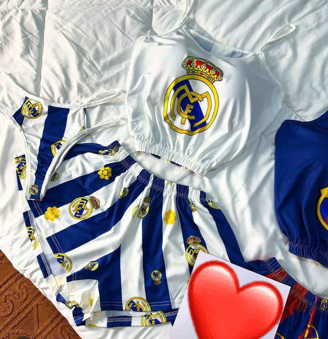 🌸 كوني دومآ متألقة 🌸
تشكيلة تجنن من أجمل التراكات 😍❤️

تراك شورت وكيمونة ❤️🍒 خامة القماش فانيلة ستريج ناعم 💯 الأصلي درجة أولى يجنن باللبس والقماش غسل ولبس ✔️

القياسات : فري سايز يلبس من وزن ٣٠ الى ٦٠ كيلو 💯✅

سعر التراك  ٨   الاف
🚘 يوجد خدمة توصيل لجميع محافظات العراق ٤ الاف 🚘


**إذا كنت صاحب هذا الإعلان وتريد حذفه لأي سبب، رجاءا أرسل رسالة إلى الدعم الفني**