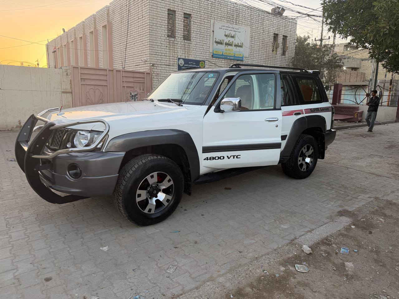 السلام عليكم
باترول للبيع موديل ٢٠٠٩ محدث ٢٠١٩ جاهزة ولاتوجد اي نواقص
مكانها ورقم بغداد  تحويل ثاني يوم مصبوغه عام دون اي ضربة او ضرر 
السعر ١٧٠ 
هاتف ***********
