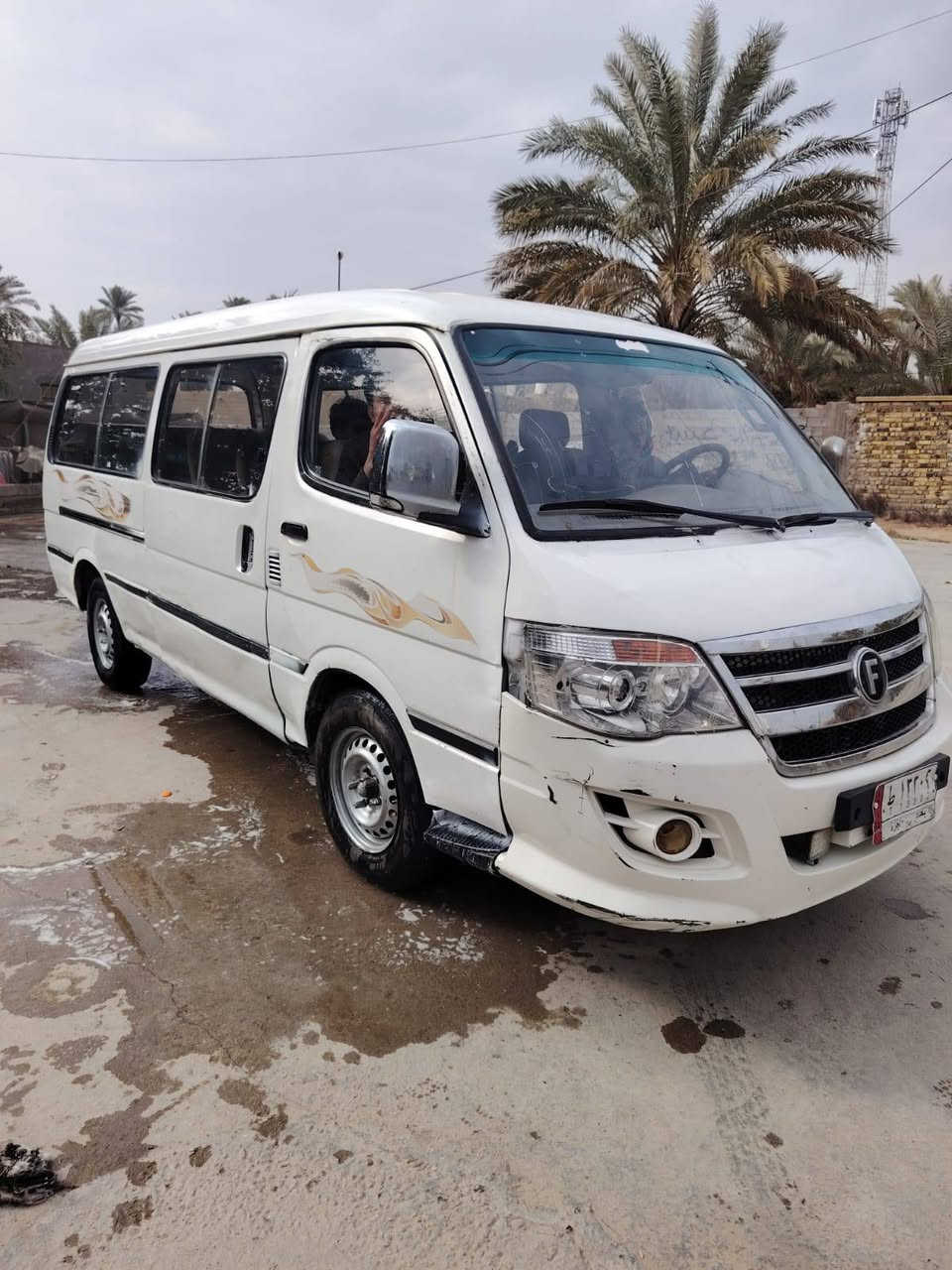 السلام عليكم فتون 2014 سياره جاهزه مكينه وكير واكسل مكفولات صدر امامي خلفي نضاف يعني كبل للشارع مابيه نقص سياره موصليه بس ماعليها اشاره حجز سنويه عضم عاج مكاني كربلاء طويريج اتصل ودلل ***********
