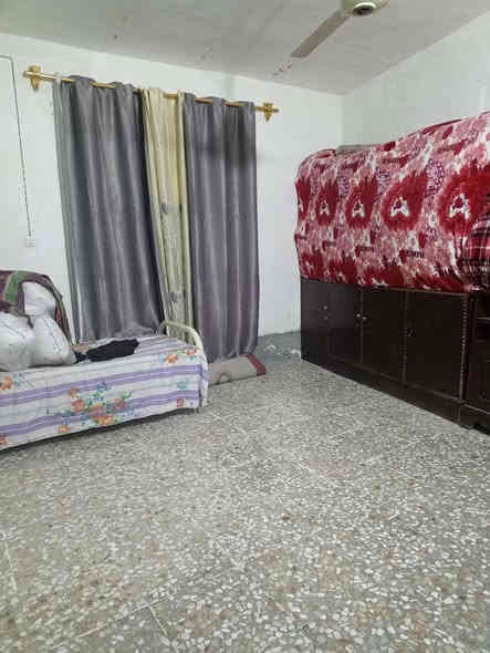 السلام عليكم
بيت للبيع زراعي المساحه ٢٦٠ متر العنوان بالسده حي النصر الثاني بكاع بيت حميد الخدمات كامله تفاصيل البيت غرفتين وصاله وستقبال ومطبخ وصحيات وطارمه كبيره السعر المطلوب ٤٧ مليون وبي مجال الاستفسار *********** // ***********
