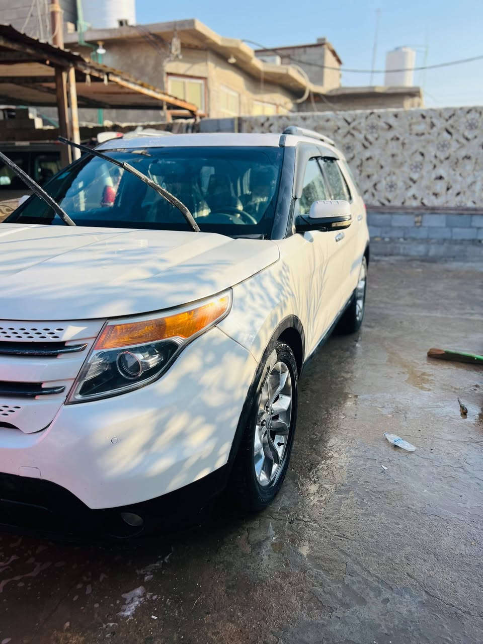 فورد اكسبلور 2011 رقم بغداد بسمي سنويه لحد30 لمتد فول 1/1تحكم استيرن حساسات بصمه بانورامه او اتنته 6راكب ملكيه كشنات كهربائيه ويل 20 وراد امريكي تبديل جاملغ او بنيد وبيها صبغ حزام ماعده الجنطه والقماره لايتات زنون تبريد تلث قطع  سعر 125او بي مجال قليل  *********** عنواني بصره معقل
