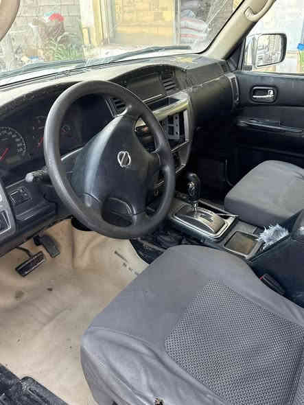 باترول2008 السياره جاهزه كير ومحرك بلادي جاهزه صدر خلفي مامي مبدل. وتخم تاير  جديد
***********
