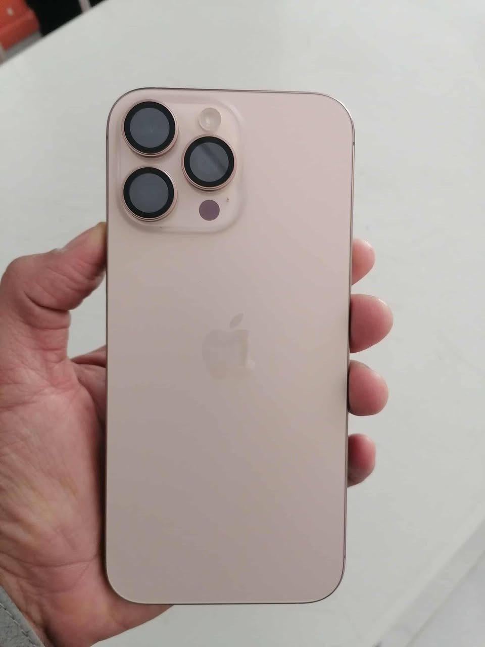 iPhone 16 Pro Max
ماستر عربي شرق اوسط 
جديد بعده بطارية 🔋 100%
عدد الدورات 90
الذاكره 256
ضمان ينتهي شهر السادس
ملحقات كاملة 
السعر مليون 450 
التواصل خاص او ع الرقم ***********
