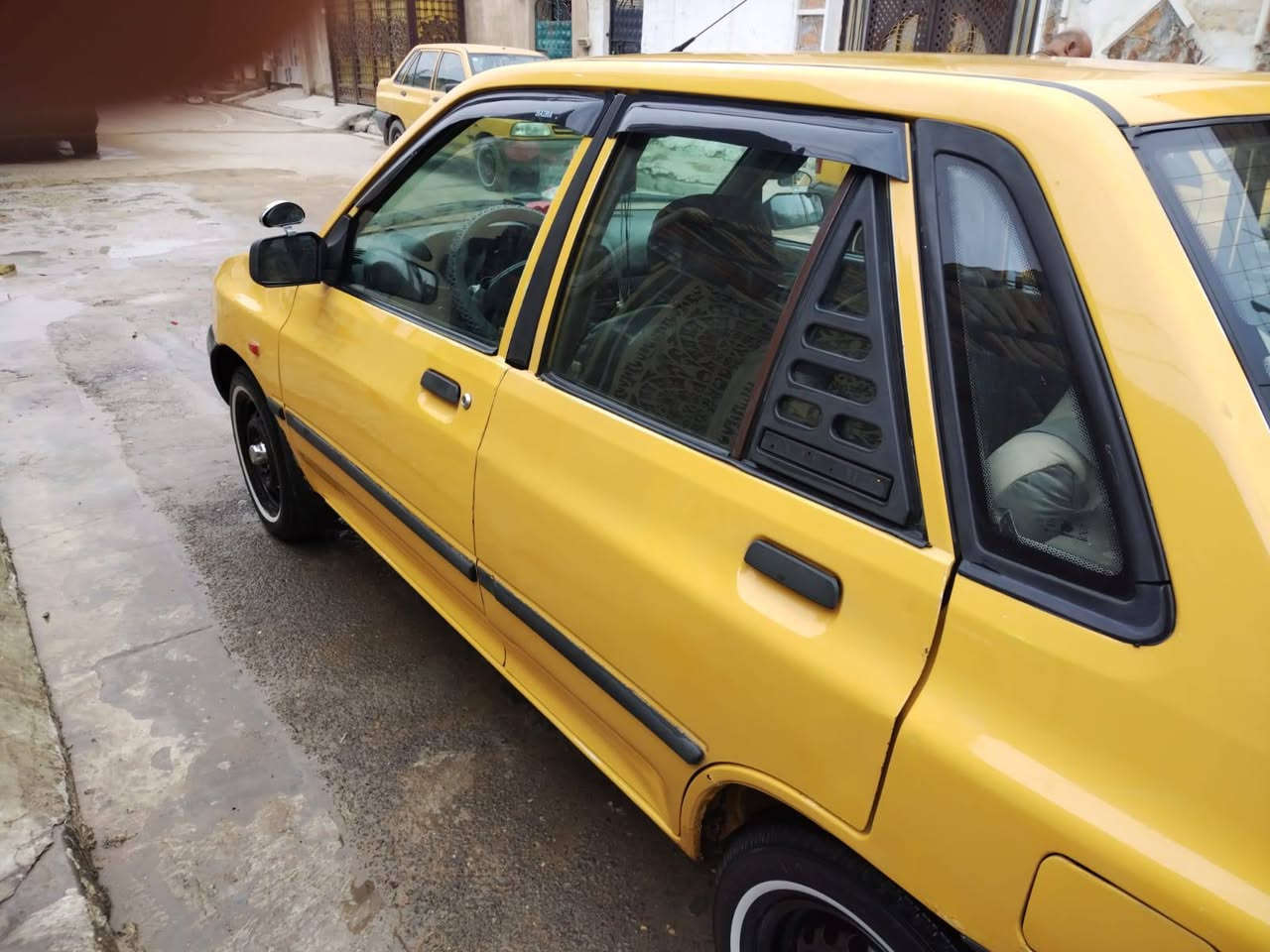 السلام عليكم سايبا موديل 12 بيه صبغ شويه بالباب والهلالات معمره والباقي كله كفاله تبريد شغال سنويه لل 30 سعر 34 وبيه مجال *********** العنوان بغداد الزعفرانيه
