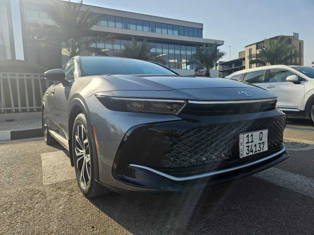 كراون 2024
محرك 4 سلندر 2500 هايبرد 
شاشة الكبيره

كار بلي و اندرويد اتو

عداد ديجتل

رادار امامي

رادار خلفي

خروج عن المسار

نقاط عمياء

تدفئة مقاعد

شحن لاسلكي

هاند بريك اوتو

اتو هولد

(NORMAL, SPORT , ECO) وضعيات القياده

مكابح مانعة للانزلاق ABS

حساس ضغط الإطارات 

مرايا جانبية كهرباء

حادثه موضح بالصور بدون بارد ولاصبخ 

السعر 290 وبيه مجال 
بغداد ***********
