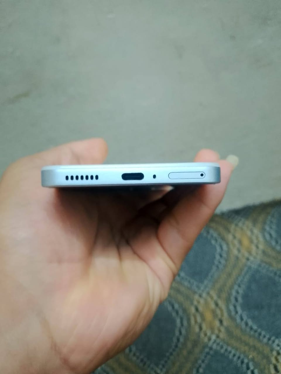 سلام عليكم جهاز TECNO بوفا 7 اللترا جهاز بوبجي 120 فريم معالجة دايم ستي 8350 التميت ذاكرة 256 رام 12+12 يعني 24 شاشة امولد 144 هيرتز بطارية 6000 ملي أمبير سرعة الشحن 70 واط جهاز كامل ملحقات جهاز نضيف حيل مضافة  فول بس بي شغلة صغيرة بي نمش بلضهر بس نمش قليل ما مابين مكاني بغداد مدينة الصدر هاذا رقمي على واتساب *********** راح يكون سعرة 330 وبي مجال رجاءأ جماعت 290  300 لا طبون رجاءأ
