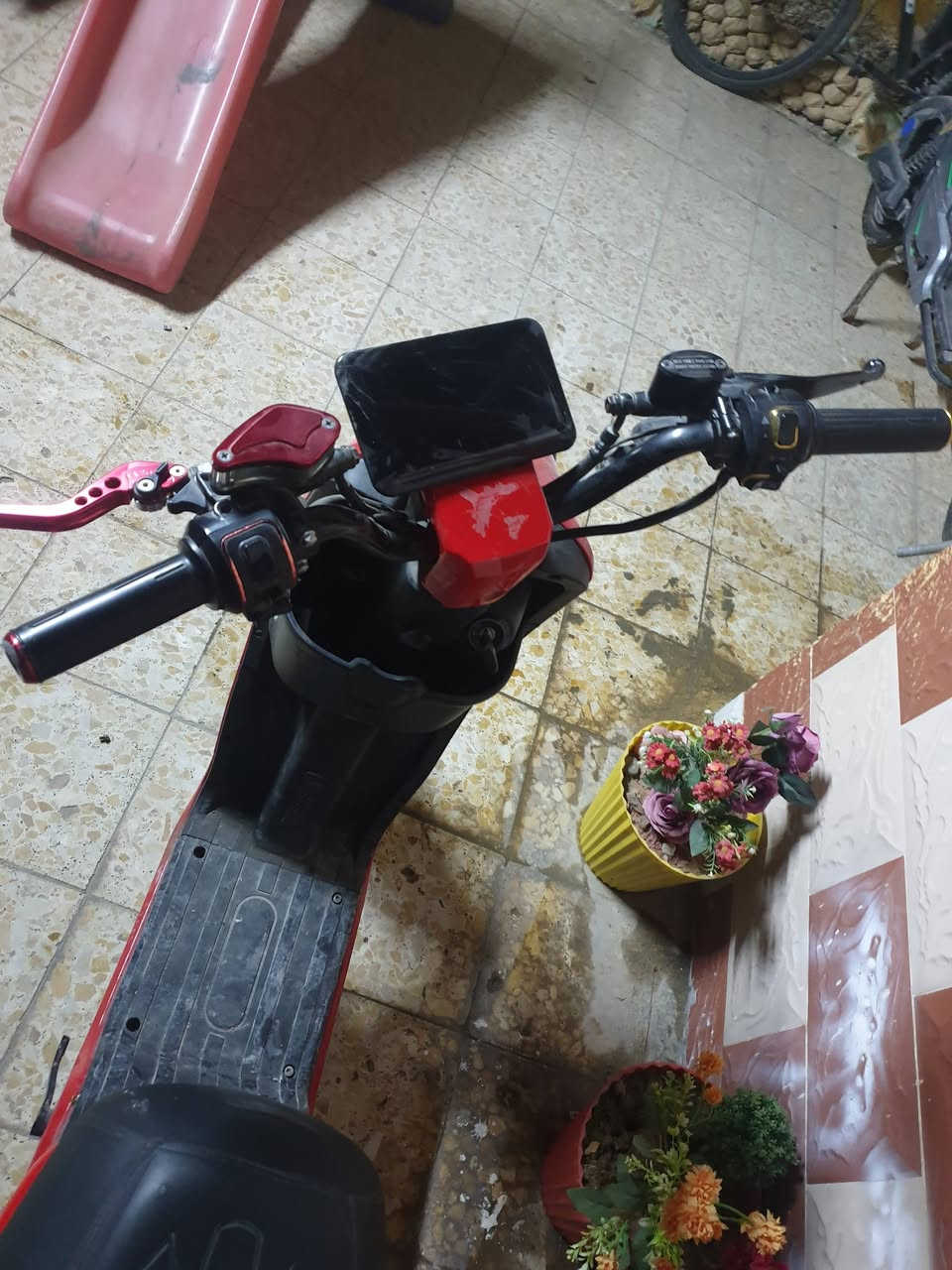 دراجه شحن مستخدم ضيف و يحتاجها بطاريه واحده فقط و دراجه يجي وياها شاحنه وبصمه و السعر 500و بيها محال


**إذا كنت صاحب هذا الإعلان وتريد حذفه لأي سبب، رجاءا أرسل رسالة إلى الدعم الفني**