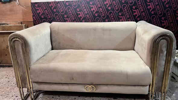 تخم مستعمل عشره مقاعد ستعمال ٩ اشهر مقعد سبرنك نضافته  ٩٨ بالـ١٠٠   بضمان سنه كامله اي كسر  سعر٣٠٠ بي مجال  مكان بياع شارع عشرين مقابل مصرف رشيد   ***********
