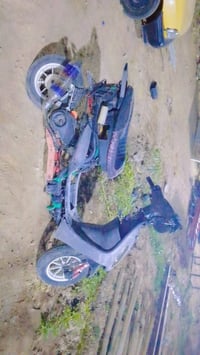 ماكس مزوده السعر 250 وبيها مجال يريد يراسلني واتساب كوب حديد 077177064...