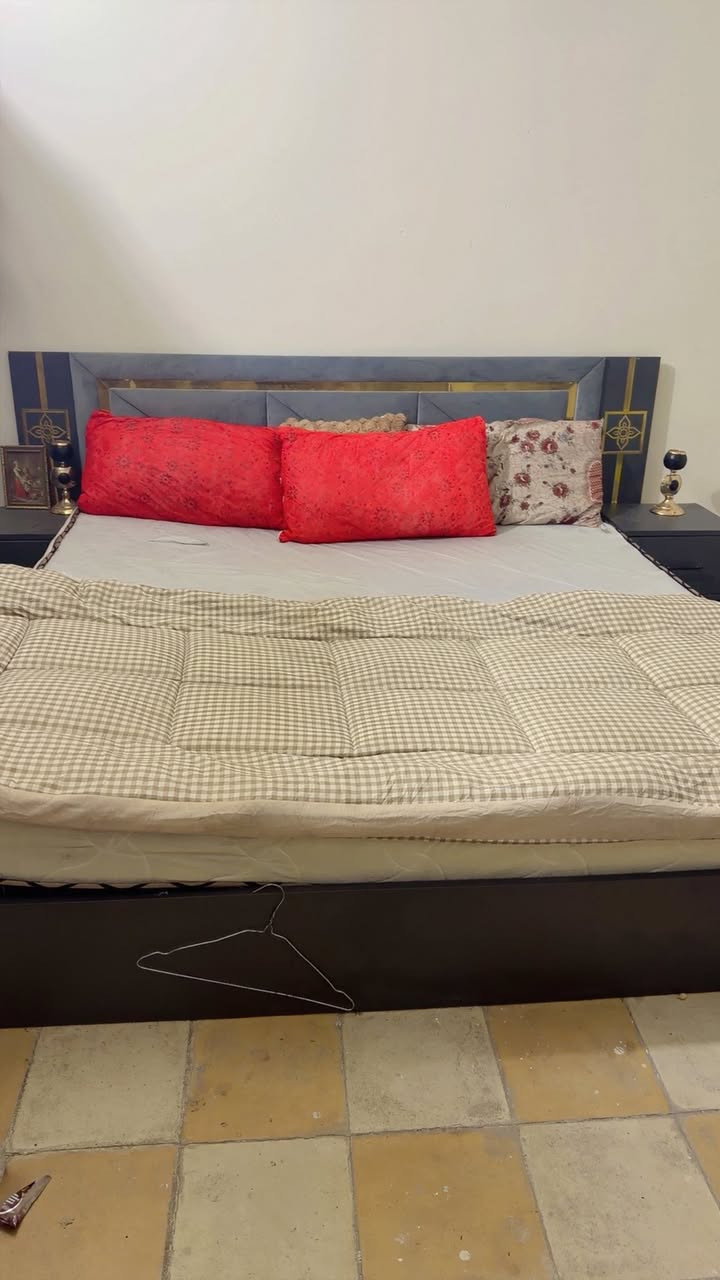 السلام عليكم غرفة كلش ٤٠٠ وبيهة مجال


**إذا كنت صاحب هذا الإعلان وتريد حذفه لأي سبب، رجاءا أرسل رسالة إلى الدعم الفني**