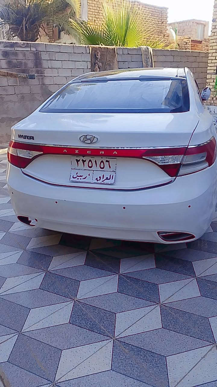 سلام وعليكم ازيرا موديل 12 فول اللبيع ترهم امراوس حسب القناعه ***********
