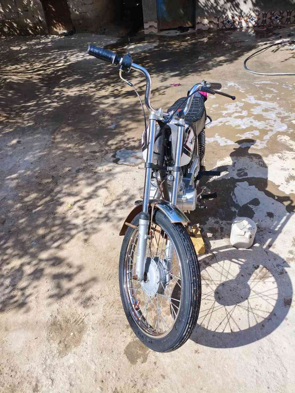 سلام عليكم دراجه شاصي بارت اوراق ولغراض كلهن نامه اصلي مكينه بدل بيه كور  مكاني ناحيت الطار  موجود خاص  وهاذ رقمي ‏‪
‏‪0783 874 9057‬‏ سعر خاص ❤
