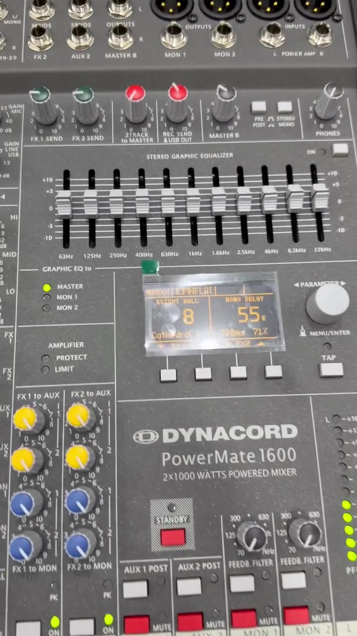 بفضل الله تعالى تم شحن ميكسر 1600 وات ديناكورد🎛️🔊💯
جيل ثالث افضل نسخه واعلي رساله في السوق🎛️🔊💯🔥
من مؤسسة غاسول للصوتيات المساجد 🕌🔊📢💯
باقل سعر في مصر 💵💵💵💵🔥🔥🔥🔥
للاخ المحترم/ محمد ابو آسر / قنا نجع حمادي📍
الاستفسار 
01273374306☎️
01030812550☎️


**إذا كنت صاحب هذا الإعلان وتريد حذفه لأي سبب، رجاءا أرسل رسالة إلى الدعم الفني**