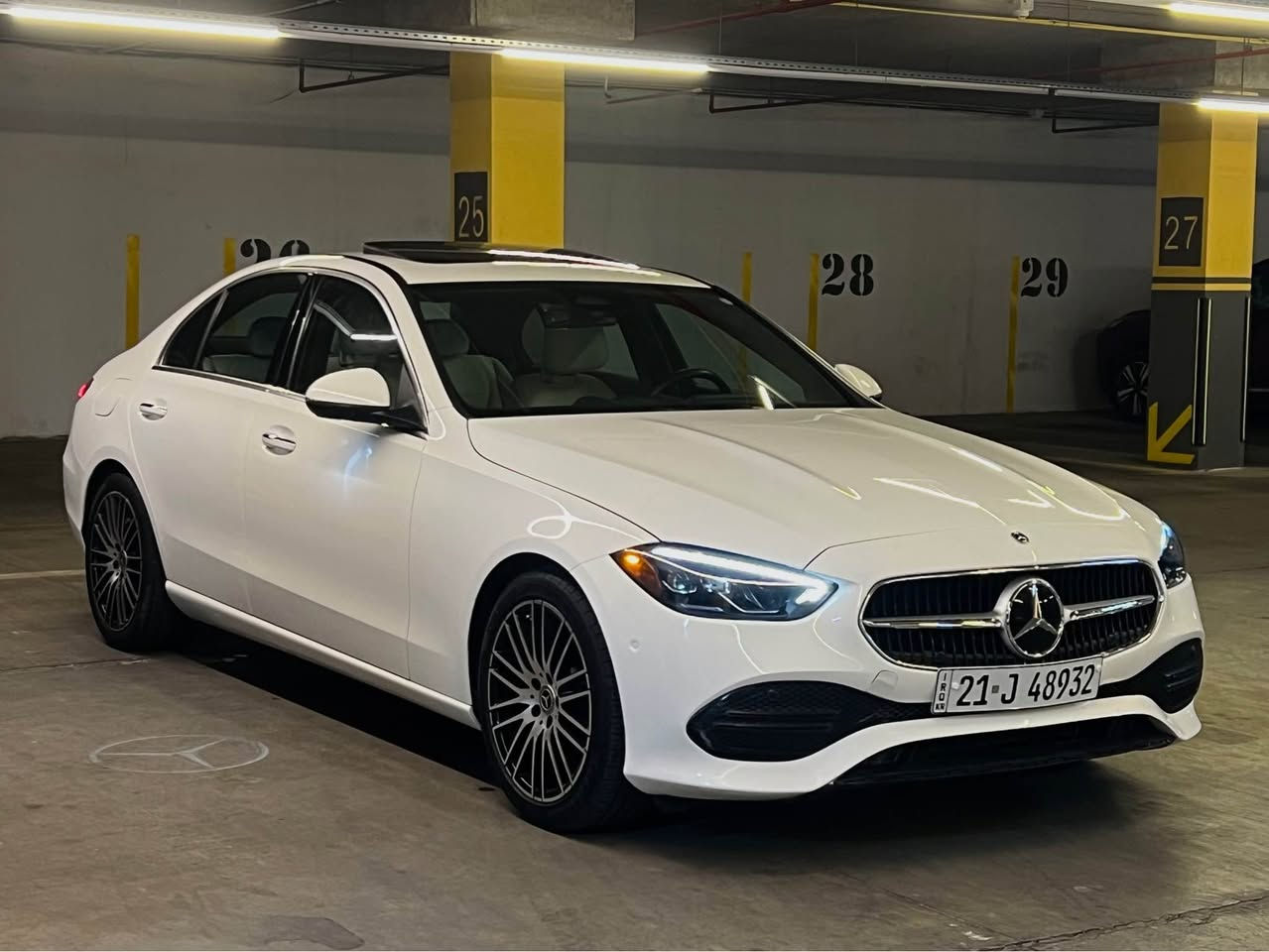 Mercedec c300 2024 4matic clean 
کلین تایتڵ زەمان
 دەعمیەکانیشی بەشەرت بۆیاخی نیە ساردی نیە دەعمی نیە تەنها 9 هەزار ڕۆشتوە وەک سفر ماوەتەوە 
مواسفات :
سڵاید_ناوزەرد_کوشن هیتەر_کوشن خەزن_سوکان کارەبای_سندوق شەفت_ڕادار ٣٦٠_ناو لید ٦٤ ڕەنگ ئەگۆڕی_شاشە ئەلکترۆنی_سێ مۆدی لێخوڕین 
ئیکۆ-نۆڕمال-سپۆرت_خەتی جادە_تەحدید سورعە
شەحن وایەرلێس-لایت لید زینۆن داینامیک
 گێڕو مەکینەو کارەبایی بەشەرتی یەک مانگ 
سەنەوی تازەیە بە ناوی خۆمانەوەیە 
سعر:$365 معامەلە
***********
*********** السليمانية, العراق
