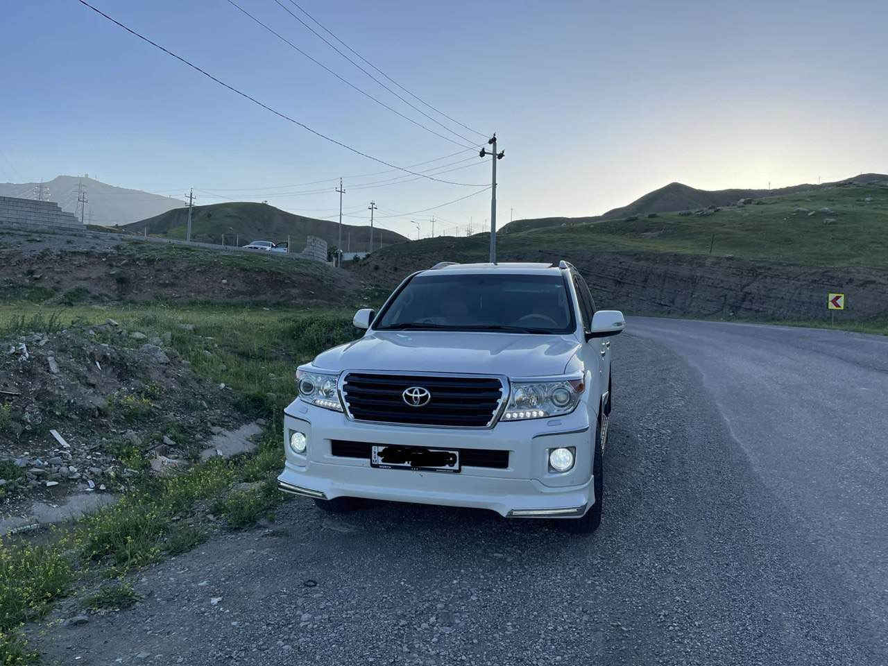 وةنةوشة 2009  GXR   
 ناو زةرد فول فول مواسةفات  
سيستةم خاز و بةنزين ئي تالي  
شةخال حةريق ژئر پئ
 ئاوئنة گراج  لايت 
بريند و نةوي بةخاخي  لايت 
سلايت  تؤماتيك گوشين شامو  
 سوكات فؤليؤم جام كارةبا جام ئؤتؤ  
سةلاجة تةبريد مةرةكزي  
كوشين دةفةتري سى محقةد كوشين
  شاشة تةلةبزؤن  پئش و پشت كاميرةوحةساس زؤرمواسةفاتري تر   
125 هةزار رؤويشتوة   
  گئر و مةكينةي بةشةرت   
رةقةم سةنةوي نوئية بة ناوي خومة   
بئ بؤياخ و بئ ساردي هيجي نية     
تةلةفون بؤ خاوةني بكةن  
سةحر 280
***********
*********** أربيل, العراق
