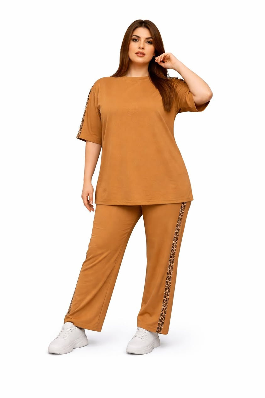 من بضاعتنا الجديده
طقم سوت نسائي 
قياسات فري سايز
السعر 12.000 دينار


**إذا كنت صاحب هذا الإعلان وتريد حذفه لأي سبب، رجاءا أرسل رسالة إلى الدعم الفني**