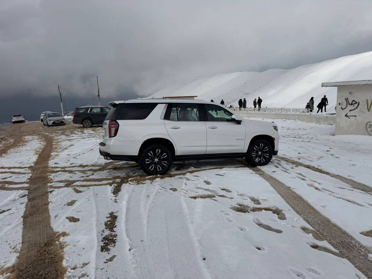 سلام عليكم
تاهو هاي كانتري 2021 أعلى مواصفات بلتاهو حالها حال الكاديلاك
ماشية 78 الف 
بيها قطع صبغ ابيع عام 
السعر 34000$
مكاني بغداد 
***********
