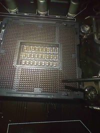 معالج E3 1270v3 • رام DDR3 8×2 • NVMe 120G