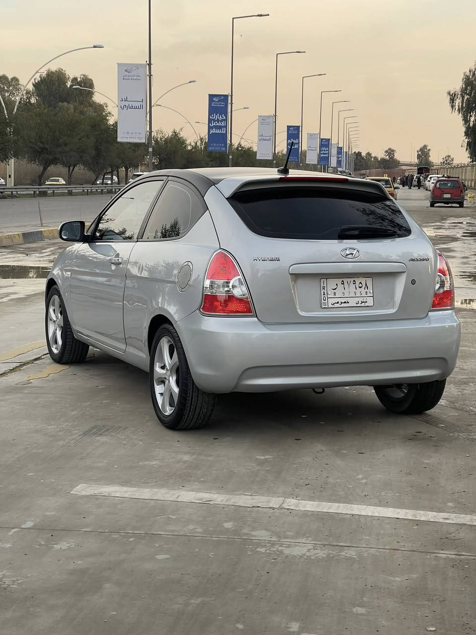 سيارة للبيع هونداي اكسن موديل 2009 حجم المحرك 16 مابيها كلشي فقط بوند تبديل اصلي نفس الون و تعديل بارد جاملغ خلف السايق سيارة بل حقيقة احلى
 الاستفسار على هذا الرقم *********** 
مكانها موصل
