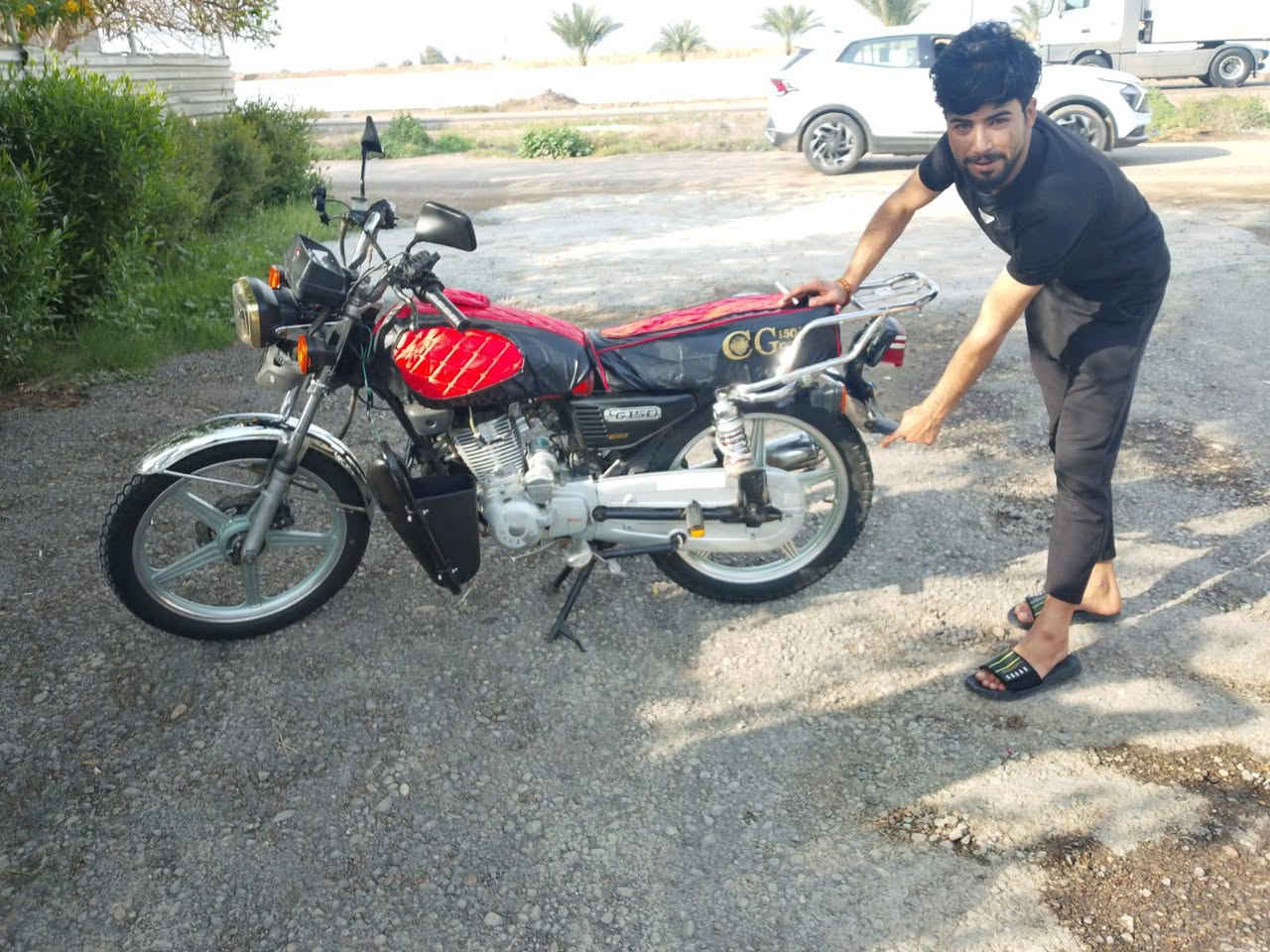 سلام عليكم دراجه ايراني خمسه كير دراجه كلشي ما ناقصهه كلشي شغال دراجه مثل ما واضحه بل صوره الدراجه امجفت المحرك ما  عليهه شي روح بيههه وين ما تريد سعر 450 بي مجال مكاني بغداد التاجي يم جزيره السياحيه *********** بي وتساب *********** تصال فقط
