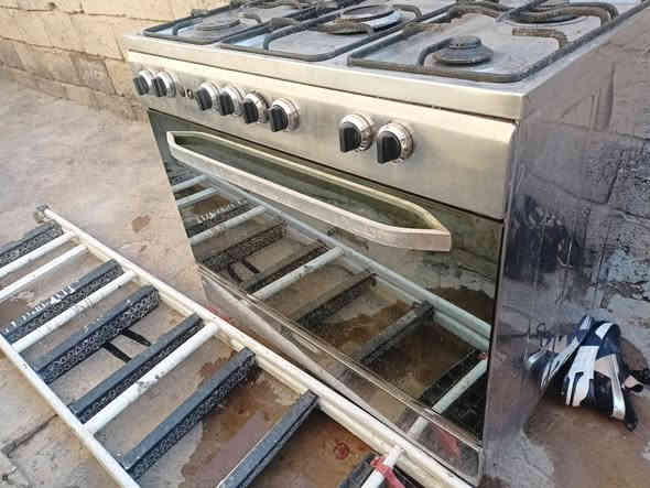 سلام عليكم طباخ البيع السعر 125شرط كلشي شغل فران شغل مكاني حويجه***********
