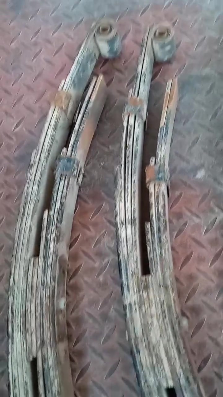السلام عليكم ورق اصلي وكاله جمره كربلائي مع ورق اصلي حلاوي سعر الزوج 25 مع التوصيل واتساب ***********
