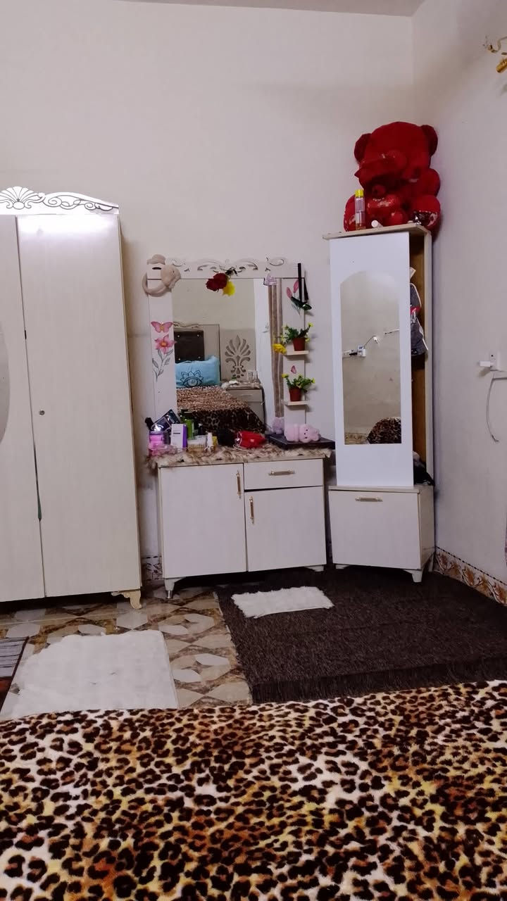 غرفه نوم صفر شخط مابيه السعر 350كركوك غصاب خانه سايدين سؤك الجمعه.


**إذا كنت صاحب هذا الإعلان وتريد حذفه لأي سبب، رجاءا أرسل رسالة إلى الدعم الفني**