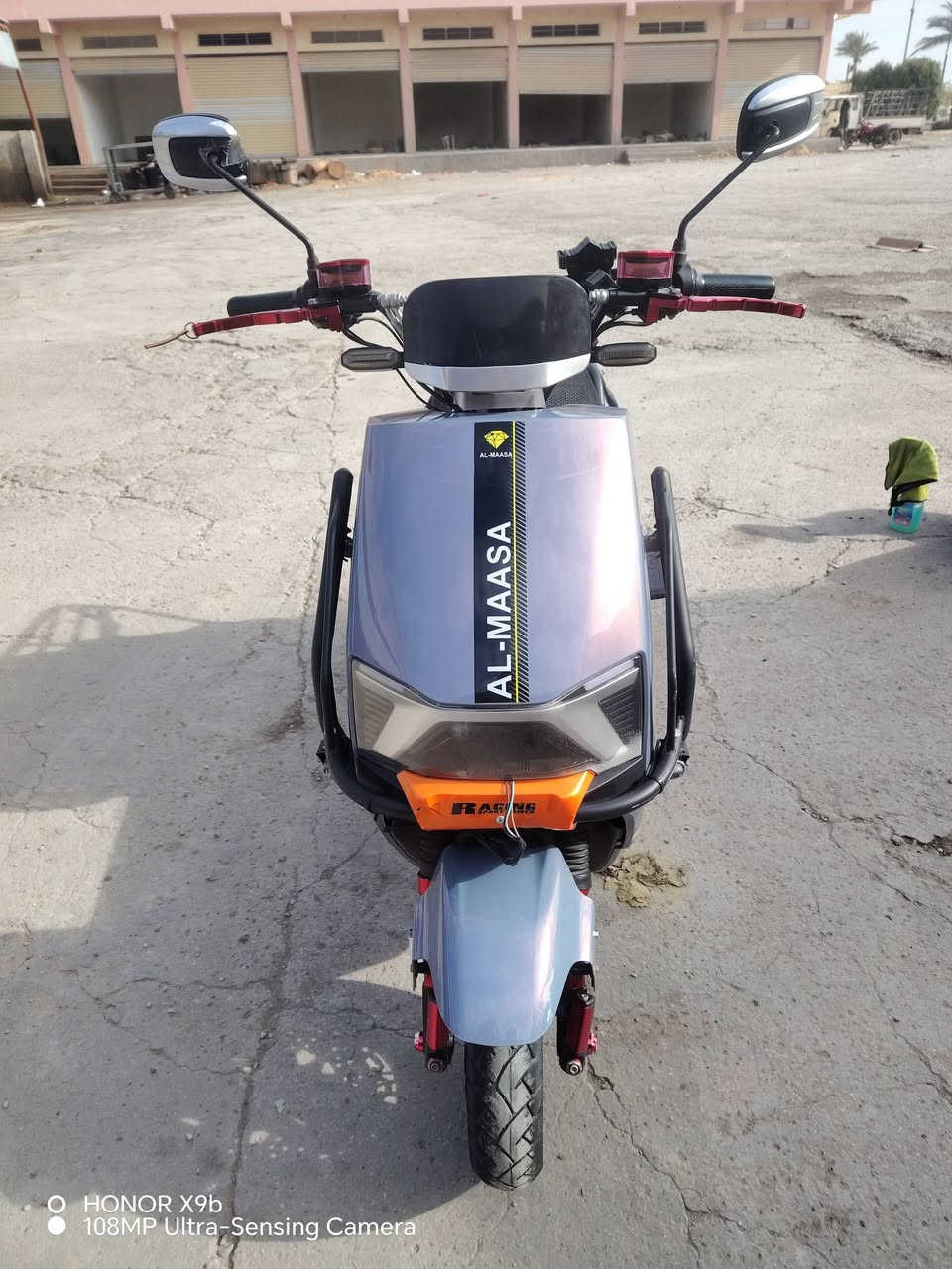 السلام عليكم
دراجه سكنس الماسه موديل 2025 ونضافته كدامك تشغيل اسويچ وبصمه وكرت بطارياته بلاديه ونضيفه حيللل بيه اشخوط بصيطه فقط وباقي الدراجه مكفوله وين ميعجبك افحص ملف 2000Wنحاس حقيقي سرعه الدراجه 99 الفعلي 85 حقيقي مكاني حبانيه  شراي راسلني وبيك خير وادلل
***********
