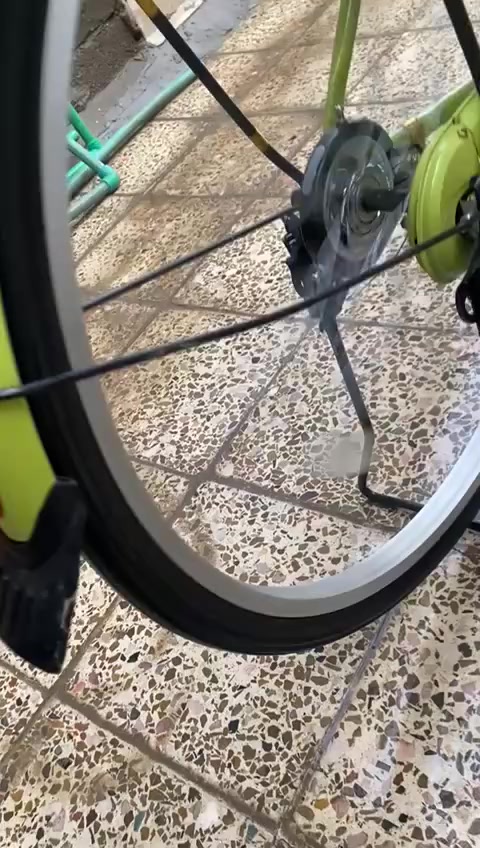 السلام عليكم بايسكل بطه للبيع جديد
السعر 130 العنوان الامين


**إذا كنت صاحب هذا الإعلان وتريد حذفه لأي سبب، رجاءا أرسل رسالة إلى الدعم الفني**