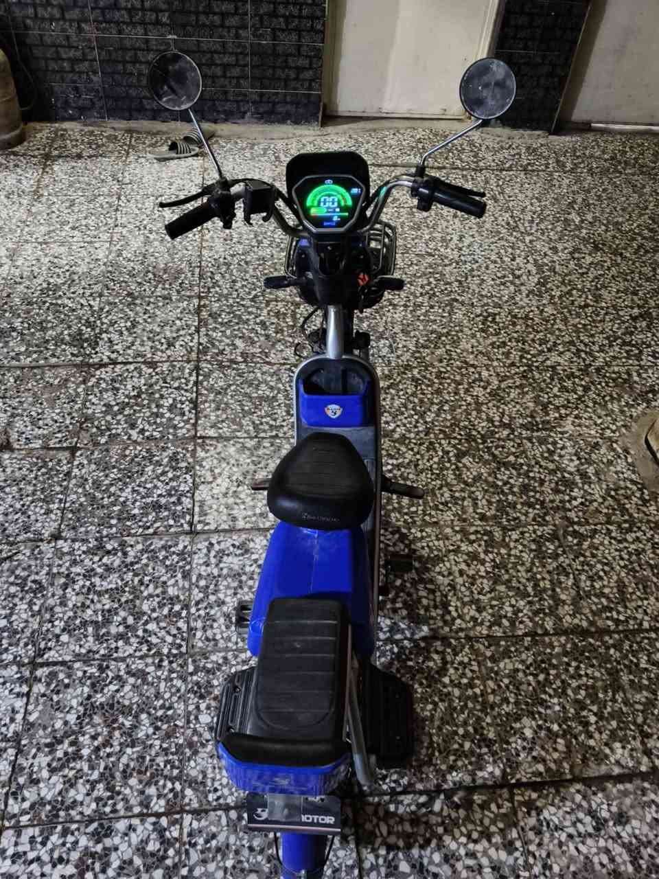 دراجة هوائية شحن للبيع ب500 وبيها مجال جديدة خمس بطاريات مع أنذار سرقة وتشغيل عن بعد بصمة تلاث سرعات


**إذا كنت صاحب هذا الإعلان وتريد حذفه لأي سبب، رجاءا أرسل رسالة إلى الدعم الفني**