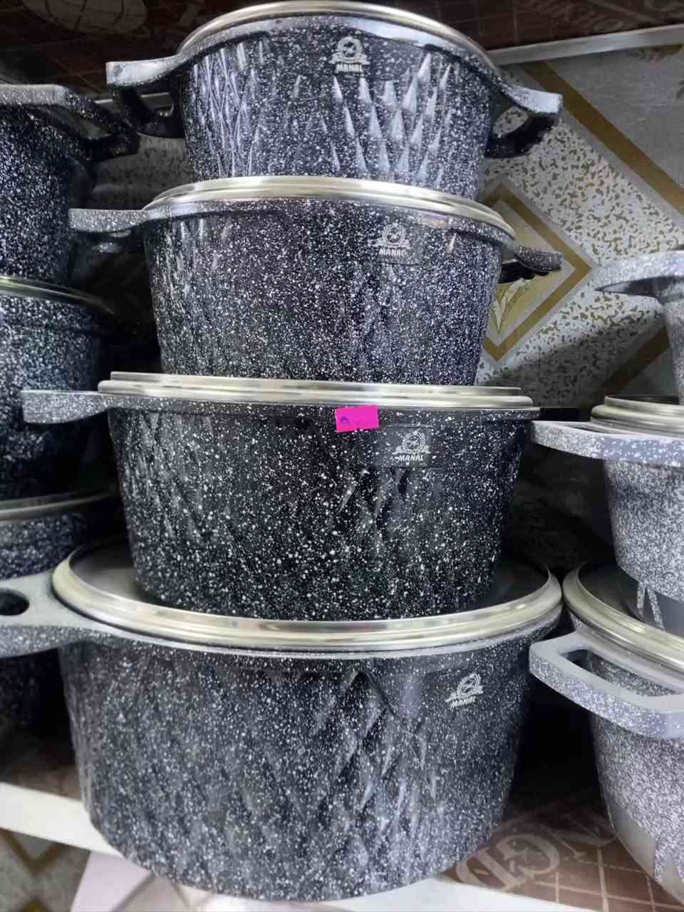 بسم الله الرحمن﷽
توفر لدينا كافة مواد منزلية 
وطباخات وباسكلات وكابسات وسشوارات للشعر 
با انسب الأسعار 
💕💕💕
العنوان / لإسكان / السوق الكبير 
وخدمة توصيل مجاني داخل لإسكان
***********@
