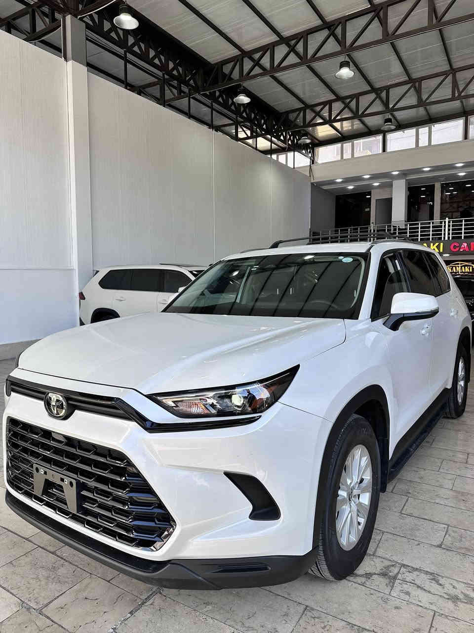 وصول الجديد كراند هايلاندر 2024 XLE بدون فتحة محرك هايبرد بدون رقم يترقم شمالي سيارة مكفولة كفاله عامة ماشيه 9 الف ميل مكان دهوك السعر 43.000$ 

***********
***********
