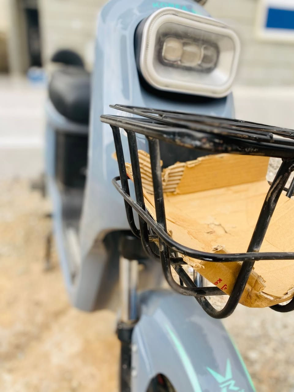 سلام عليكم بايسكل كوري  ملف 200شحن للبيع يحتاج بطاريات فقط ***********
