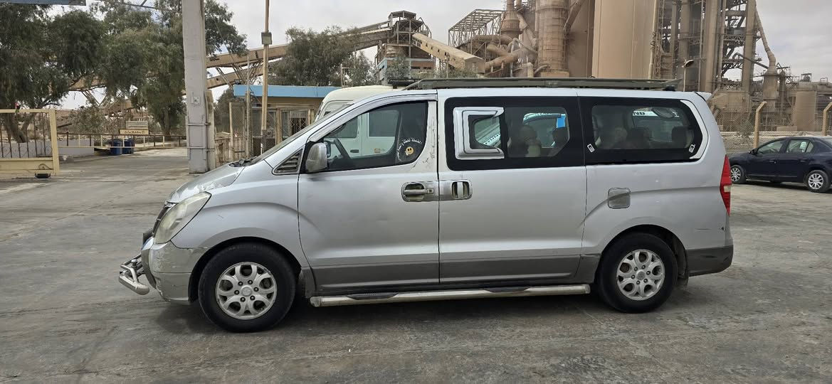 سلام عليكم مكلف بنشر ستاركس موديل 2010 كفاله عامه من ضربه ومن تبديل مصفره هيئه وضريبه باسمي سياره رقم بغداد رقمي ***********
