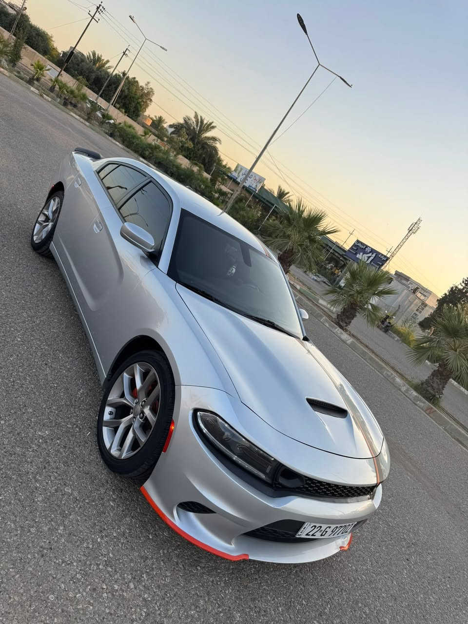 دوج جارجر موديل 2022. SXT
جديده عل وضع شركه بدون ملاحضات
سعرها 225 مجال بسيط مكان كركوك 
بيها بونيد صبغ فقط بدون دواخل بدون اريرباك
مواصفات تشغيل ع بعد
رادارات جانبية 
كامره دواره
حساسات خلفية
كشنات حضن+كهرباء+ تدفئه
نظام صوت Alpine
تخم تايرات جديد انتاج 2026
صدر امامي وخلفي جديد شرط
  نسبة تضليل ٨٠‎%
رقم اريبل هزه سنويه كلها جديد وباسمي
سعر 225 مجال بيسيط
مكان كركوك  ***********
