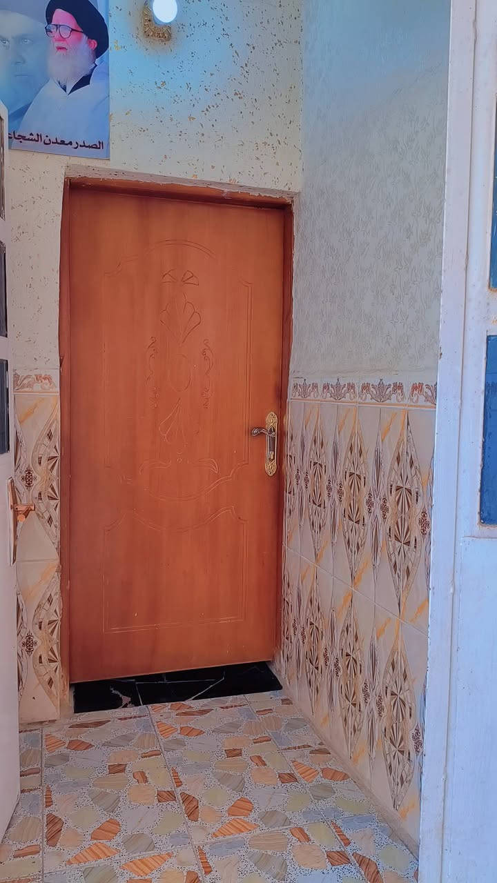 🏡 بيت للبيع في النهروان – منطقة الألفين 🏡
📍 الموقع: النهروان / منطقة الألفين
مقابل البانزين خانة، يبعد عن الشارع العام 60 متر فقط.
📐 المساحة: 200 متر/طابو صرف 
🛏 تفاصيل البيت:
غرفتين
مطبخ
استقبال
حمام داخلي
صحيات خارجية
✅ قريب من:
المدارس
الشارع العام
المحكمة
المستشفى
🌿 المنطقة هادئة وجيران طيبين، والبيت مناسب للعائلة والسكن المريح.
📞 للاستفسار: ***********
