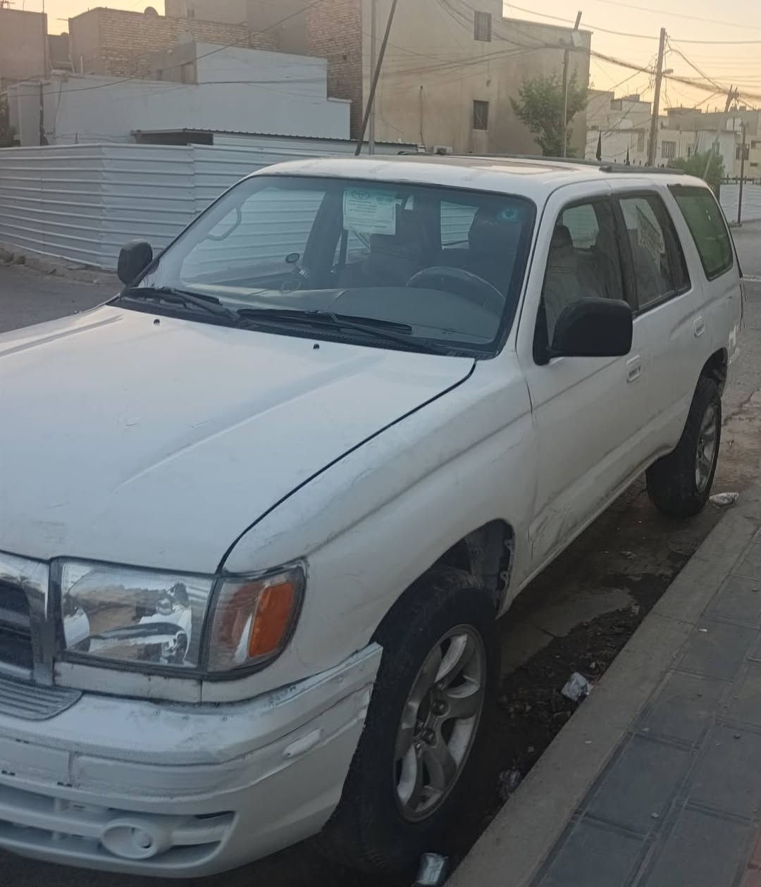 للبيع تويوتا  فورنر سورف موديل 1998 كير أوتوماتيك محرك 6سلندر ابلاد جام كهرباء تبريد ثلج❄ رقم بغداد باسمي دولي السعر 55 الاتصال *********** بغداد, العراق
