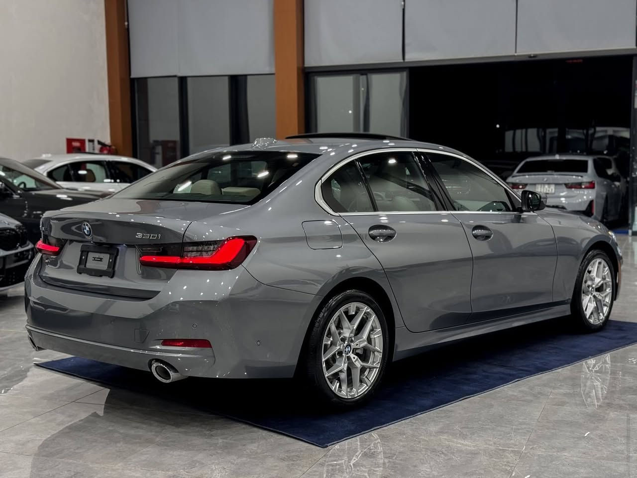 BMW 330i individual 
مۆدێل:- 2025
ماوەی رۆیشتن:ـ 2 هەزار مایل
مواسەفات:ـ سلايد_داتاشۆ_ناو کرێمی بیلادی _اوتو بارک _360 ڕادار _5 کامیرە_کوشین خەزن  و گەرمى  و جلدـ سندوق شەفت_ناو لید-شەغال-X Drive
سەیارەکە واردی ئەمریکیە 
نیو بۆنیدی بۆیاغە 
بێ ژوور بێ ئێرباگ بەشەرت
3MW89CW07S8F18629 رەقەم شاسی:ـ

BMW 330i individual 
موديل:-2025
ماشيه:-2 الف ميل
مواصفات:- سلايد-داتاشو-دواخل كريمي بلادي-ئۆتۆ پارک_رادار 360 - 5 كاميرات-كشن تدفئه و خزن-دواخل ليد-صندوق شفط-تشغيل عن بعد- X drive.….
ضرر:- نص بونيد صبغ 
بدون دواخل بدون ايرباك بشرط
رقم شاصي:-3MW89CW07S8F18629

تفاصيل اكثر الاتصال علی ارقام التاليه 
***********
***********
عنوان:- اربيل منطقة معارض وراء شارع ٤٠م
Shahama erbil cars
