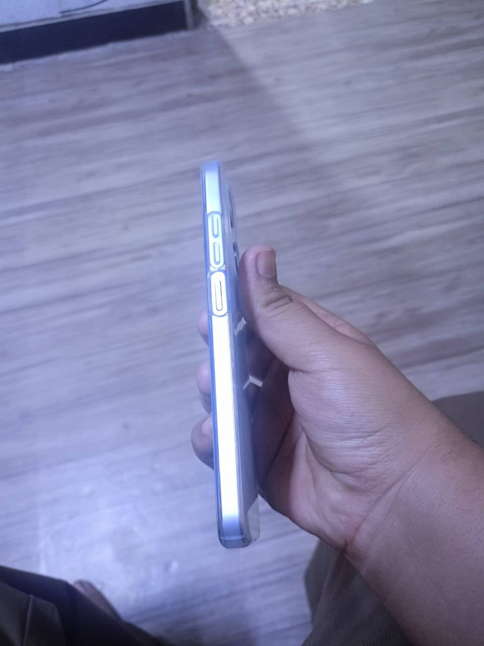 نقال للبيع رائد 100 نهايه 90 ورقم الهاتف والعنوان بالبصره***********
