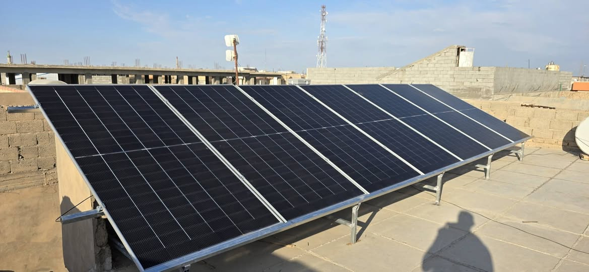 بأشراف وتنفيذ كادر هندسي مختص في أجهزة الطاقة الشمسية للمنازل والمكاتب والمنظومات الزراعية ذو خبره تصل الى 6 سنوات

⚡ اليوم من سامراء حي الملعب  ⚡
تم وبحمدلله تجهيز ونصب
 منظومة ( 16 امبير نهاري 16 ليلي )  التفاصيل
🔹 إنفيرتر كوس بور 6 كيلو ضمان 3 سنوات استبدال 
🔹 بطارية ليثيوم 15kw Lvtopsun  ضمان 5 سنوات 
🔹 الواح لونجي 620w عدد 7
🔹 بورد حماية متكامل مع جوزه واي فاي 
🔹أسلاك  DC و أسلاك AC
🔹 حديد حداده مغلون
🔹 ربط ومتابعة عبر الإنترنت 

مكتب التقنيات الحديثة للطاقة الشمسية
 صلاح الدين سامراء فلكةالشروق مقابل مطعم حبايبنا -
*********** 📞مهندس محمد مانع
*********** 📞محمد صالح
#طاقة شمسية
#بغداد
#المنصور
#سامراء
#تكريت
