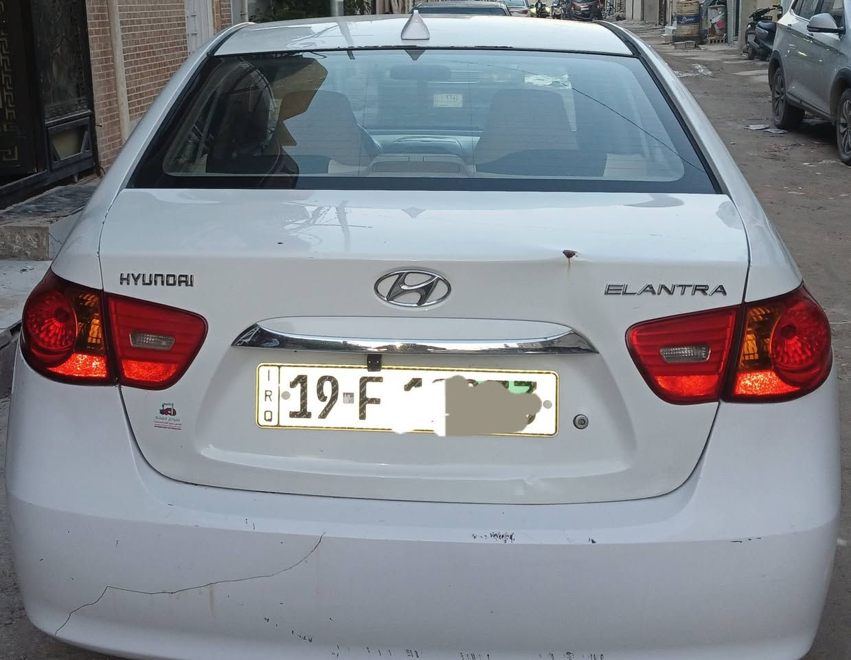 النترا ٢٠١١ رقم كربلاء 
جاملغ امامي صبغ والثاني بداية الجاملغ 
بيها بارد موضح بالصور 
السونار مرفق مع المنشور 
حدادية خلفية وامامية 
زوج تاير جديد 
شاشة كامرة 
سنوية 2027 
شرط عقد مروري 
المكان : كربلاء 
للاستفسار ***********
مراوس سيارة اقل حسب القناعة 
السعر ١١٠ مع المجال
